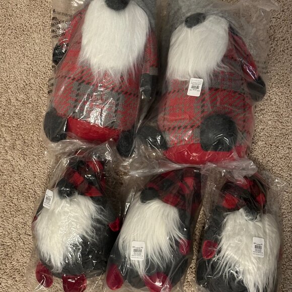 Pottery Barn Set of 5 Plush Christmas Holiday Gnomes - Picture 3 of 8